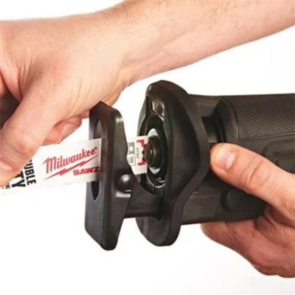 m18bsx Reciprocating saw keyless blade change